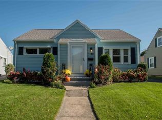 128 Whittington Rd, Rochester, NY 14609