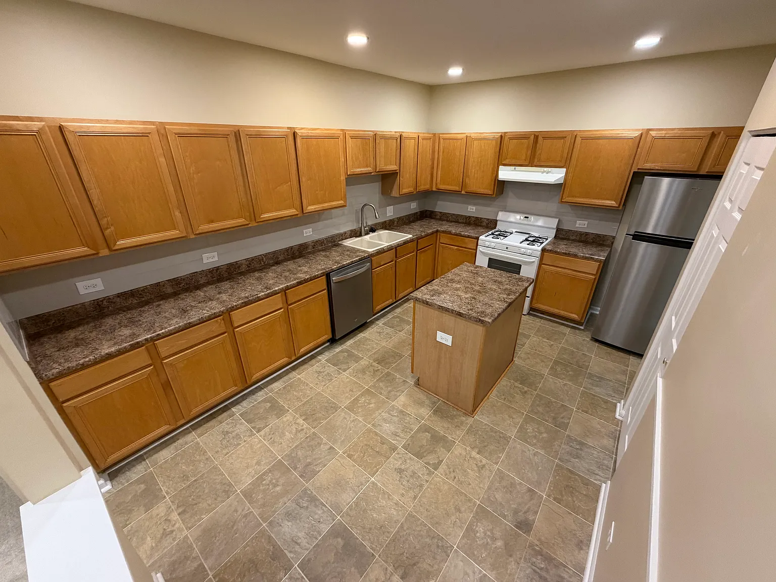 2023 Cypress Court — Photo 4
