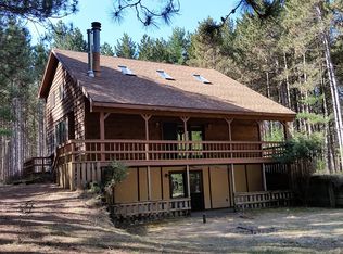 W12152 Deer Path, Hancock, WI 54943