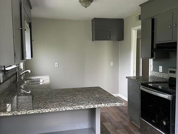 3rd image of 5033 Letson St