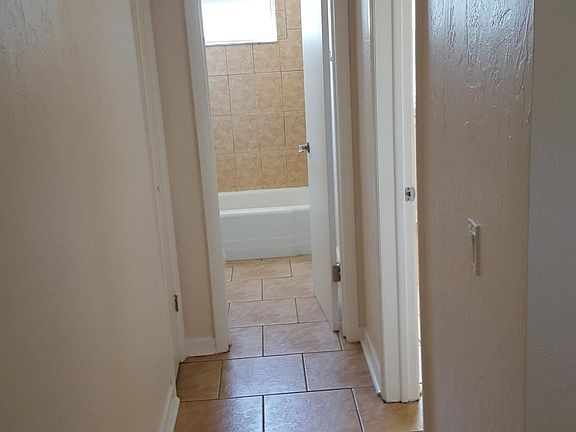 5th image of 4613 Bayano St