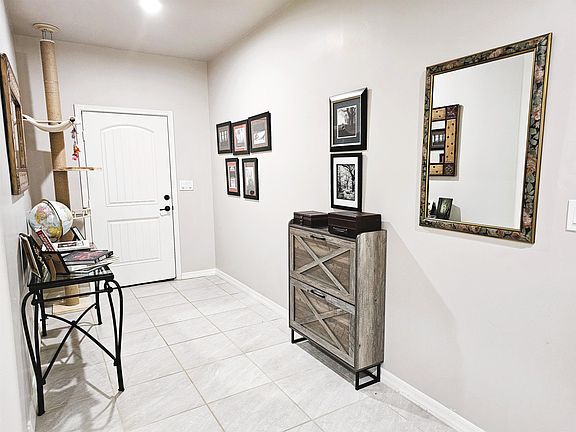 4th image of 10223 E 36th Pl