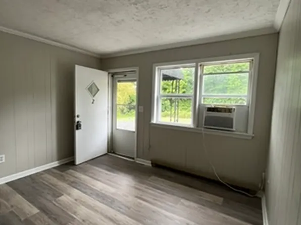 629 Legion Rd #2, Lenoir, NC 28645