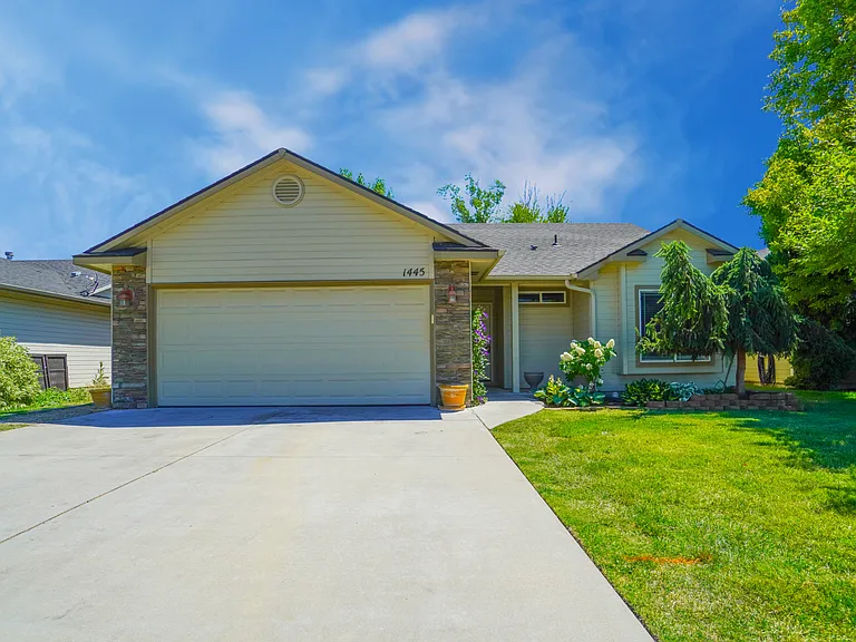 1445 W Silver Salmon Dr — Photo 28