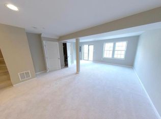914 Newington Ct, Capitol Heights, MD