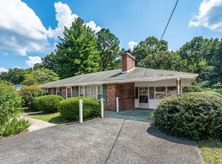 721 Jasper Wood Rd, Hurt, VA 24563