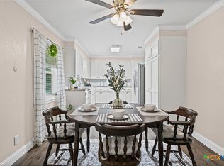 1603 N Davis Ave, Cameron, TX 76520