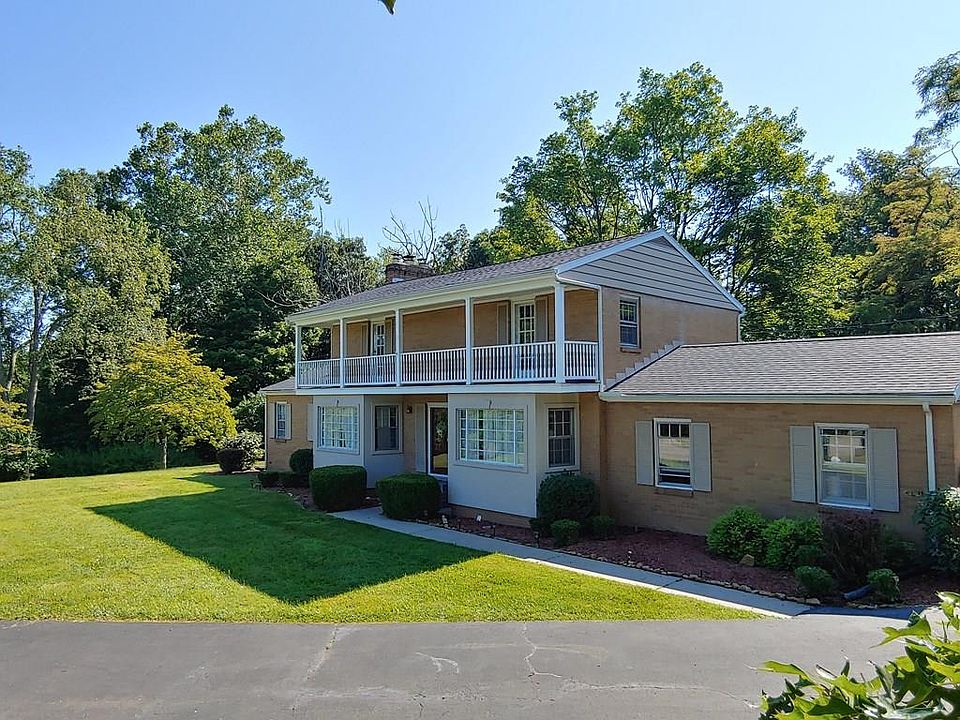 1st image of 5 Edgewood Ct