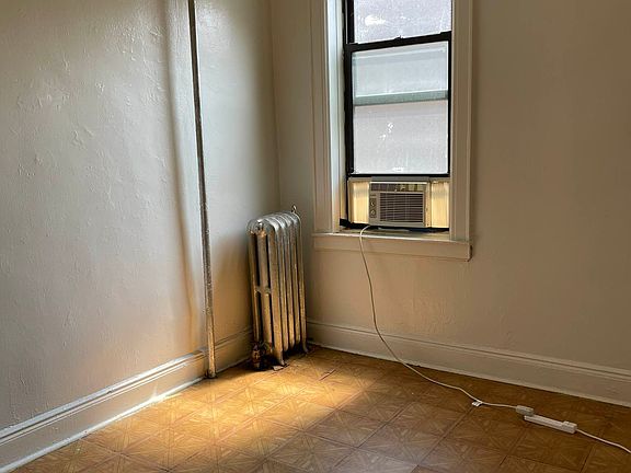 2nd image of 29-26 Newtown Ave Unit 1R