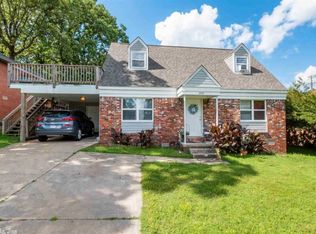 308 Pickwick Ln, North Little Rock, AR 72118