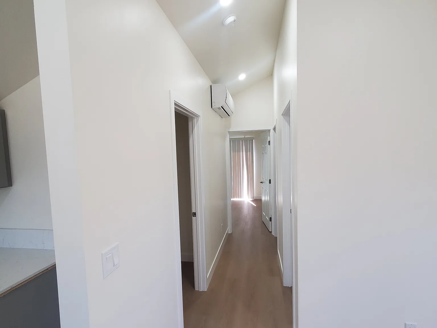 2 bed, $2,975 — Photo 4