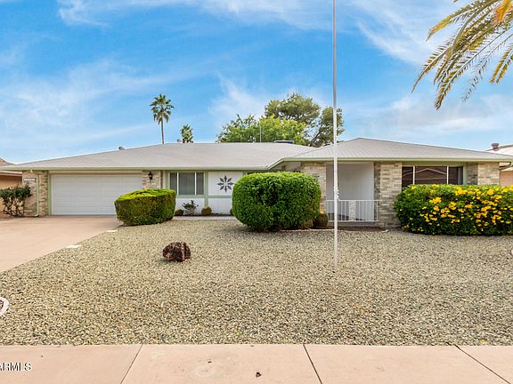 2nd image of 13007 W SEVILLE Drive