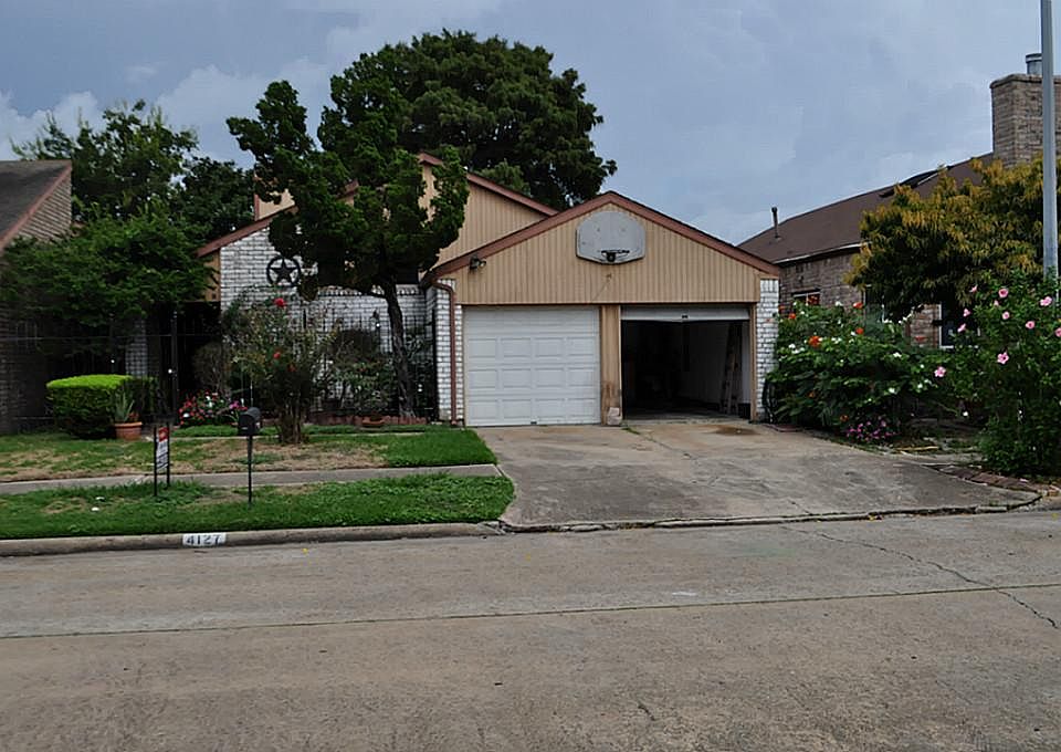 1st image of 4127 Wildacres Dr