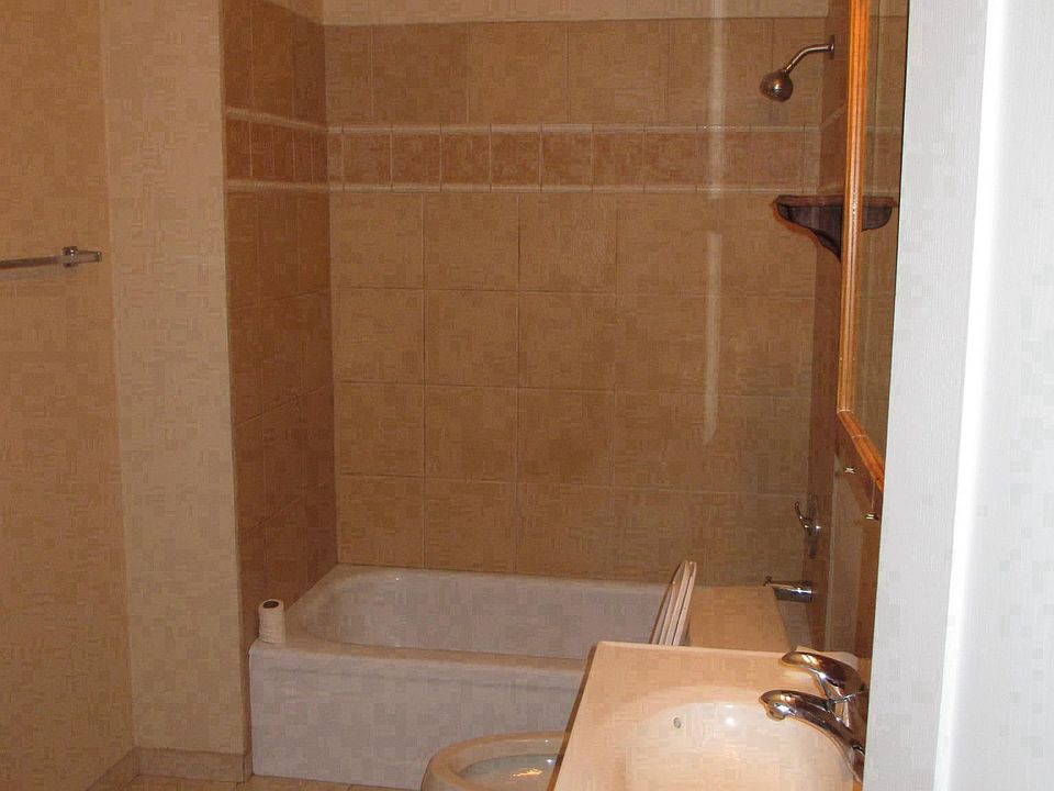1st image of 3213 Searsdale Ave
