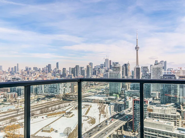 219 Fort York Blvd #LPH3702 — Photo 2