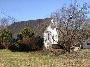 84 Miller Rd, Cranbury, NJ 08512