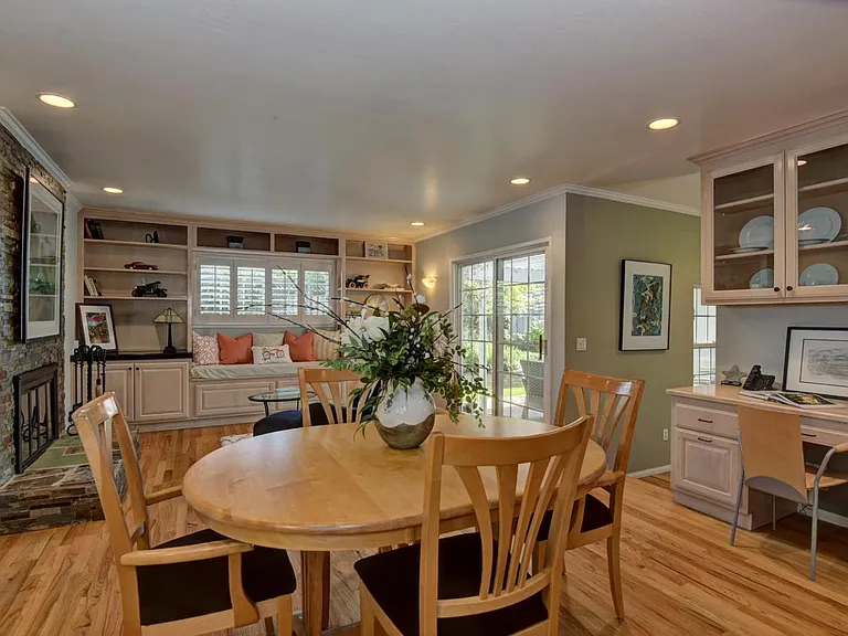 416 Hershner Way — Photo 12