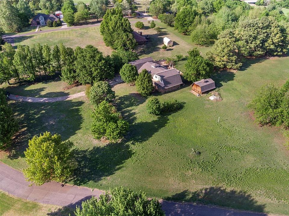 1st image of 4527 Derby Dr