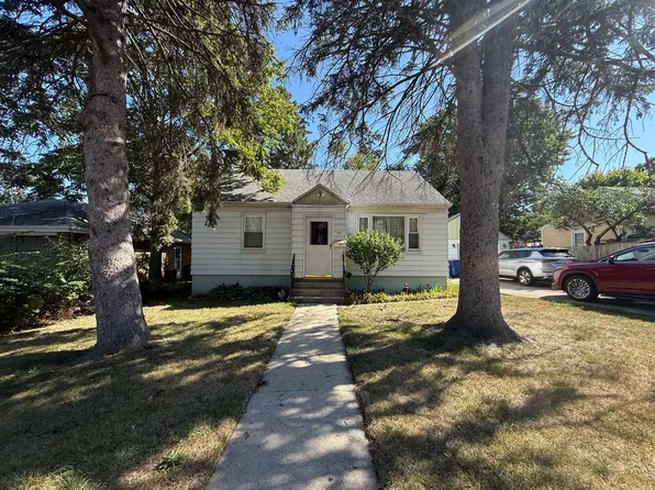 33 Worack Pl, Waukegan, IL 60085