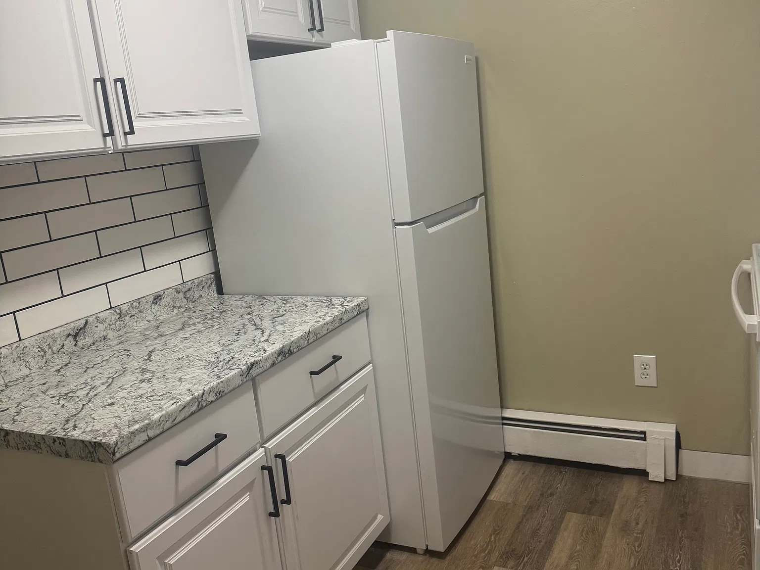 2 bed, 800 sqft, $1,475 — Photo 4