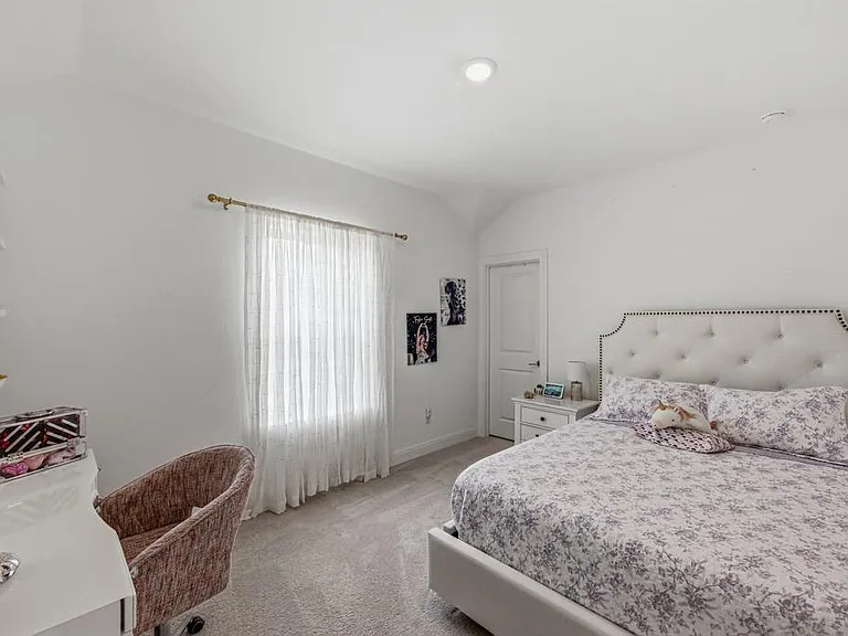 6700 Cliff Rose Dr — Photo 14