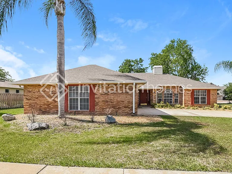 630 Moss Point Cove Ct — Photo 1