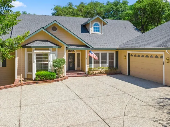 20112 Echo Blue Dr, Penn Valley, CA 95946