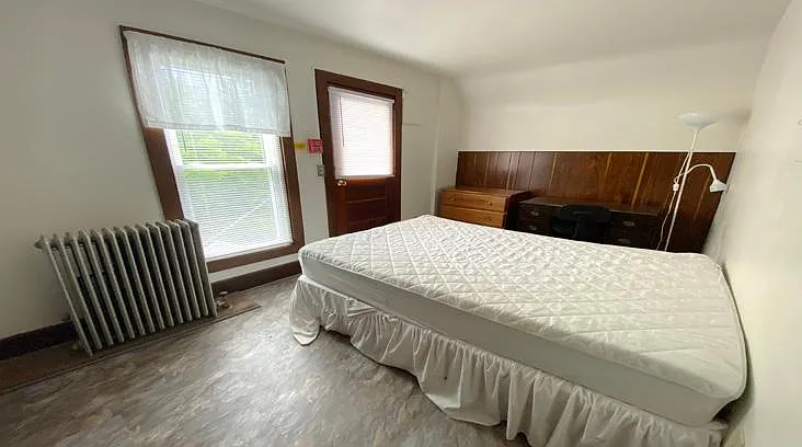 512 Stewart Ave #7 — Photo 7