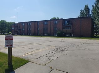 817-821 36th Ave S #821-01, Grand Forks, ND 58201
