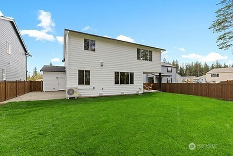 4th image of 6220 Crestner Drive SW #359