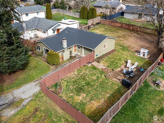 4th image of 25120 11th Avenue S