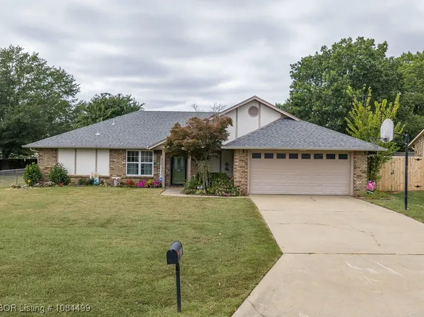 5100 S 94th St, Fort Smith, AR 72903