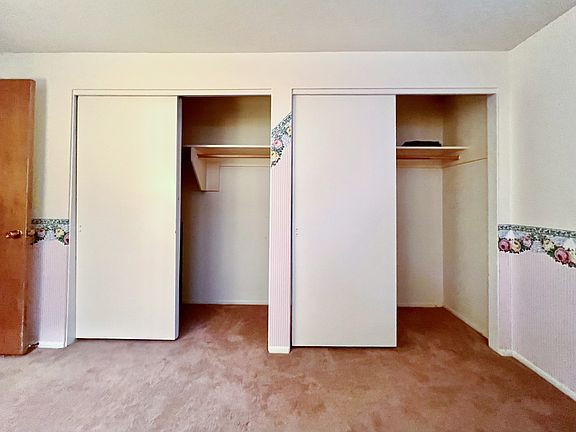 5th image of 545 Sunrise Blvd N #2