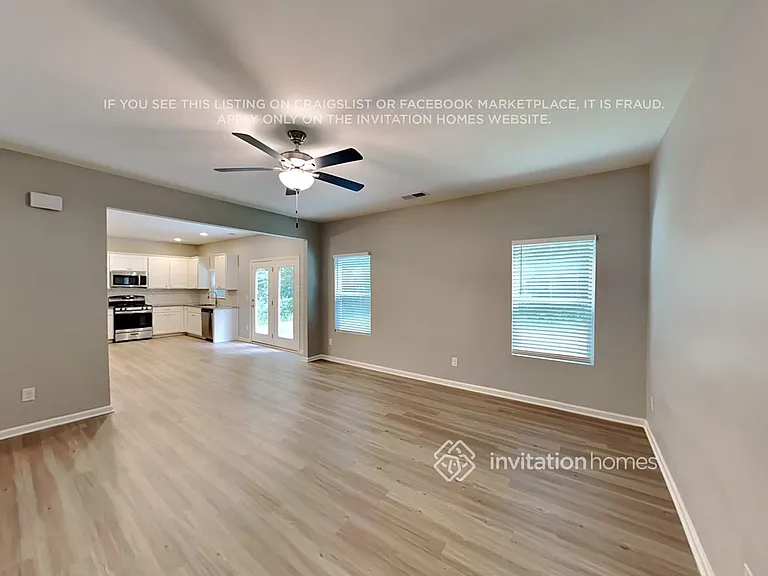 229 N Fortune Way — Photo 6