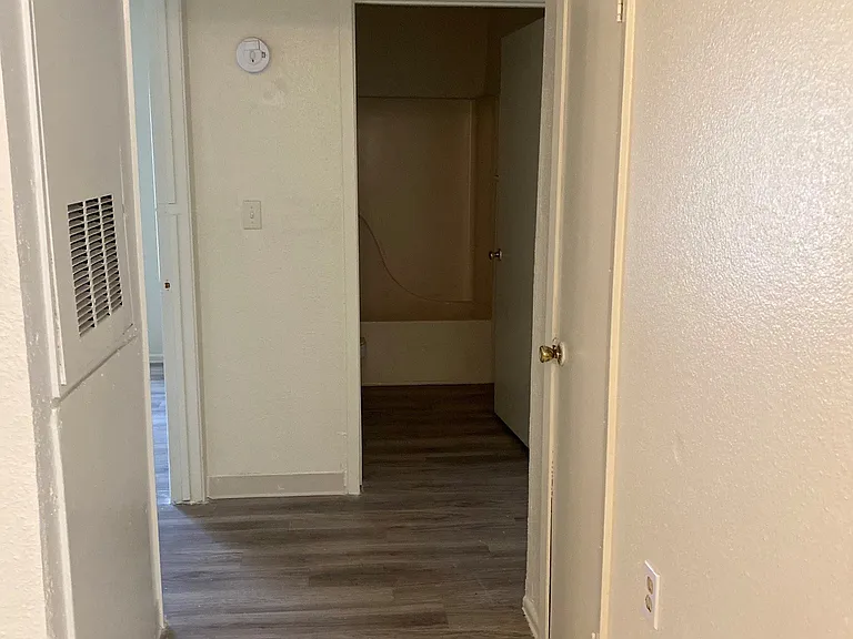 705 W Mitchell St #705 — Photo 5