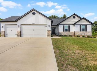 105 Providence Ridge Ct, Wentzville, MO 63385
