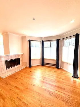 725 Fell St — Photo 3