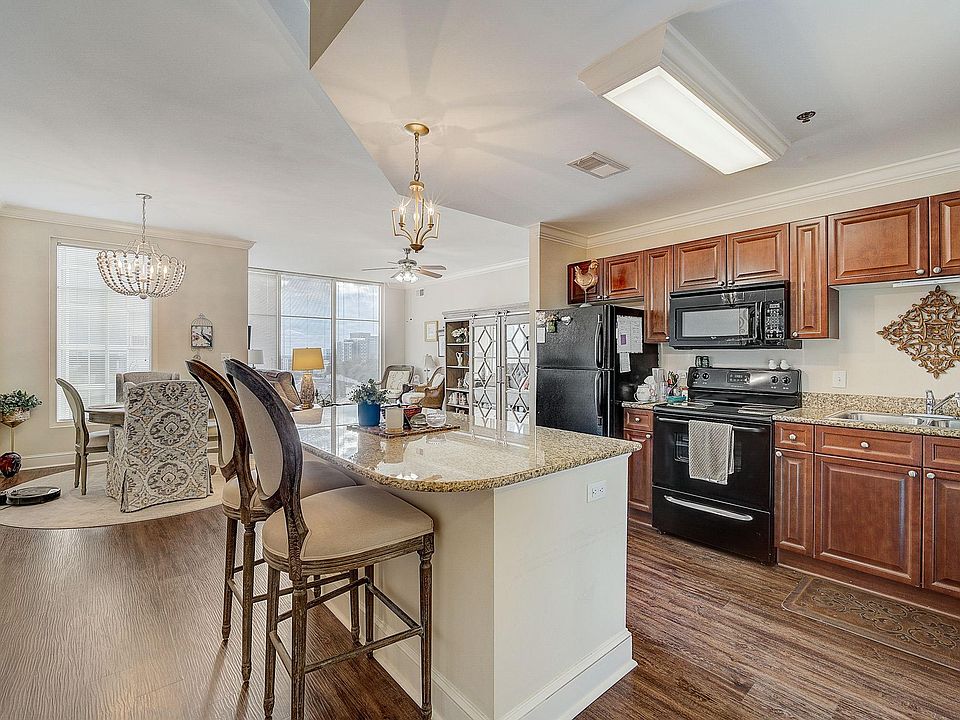 1st image of 650 Phipps Blvd NE #2B-2Ba-1292Sqft