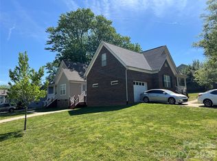 5111 Clearwater Rd, Charlotte, NC 28217