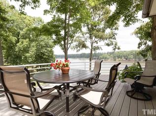 200 Edinburgh Dr APT D, Cary, NC 27511