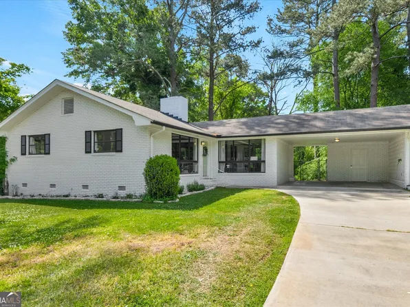 245 Lunie Dr SW, Mableton, GA 30126
