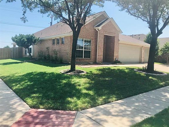 2nd image of 4028 Sprucebark Dr