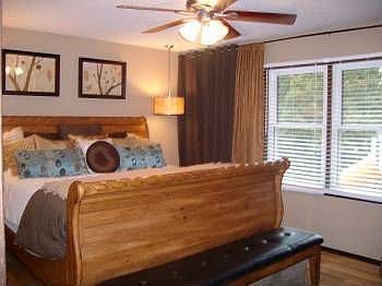 3rd image of 714 Woodland Way
