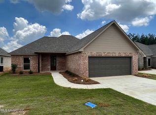 129 Serenity Ln, Pearl, MS