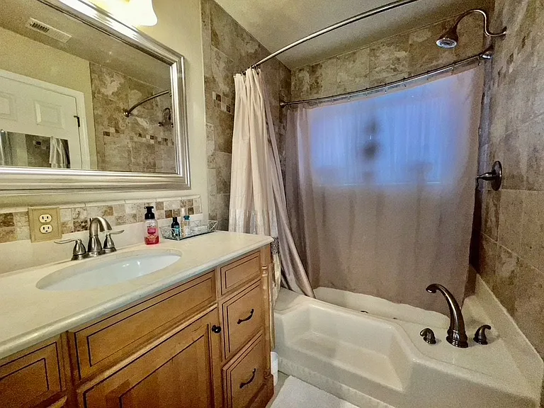 3375 Sharon Ln — Photo 13