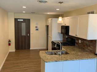 10 Castle St, Oneida, NY 13421