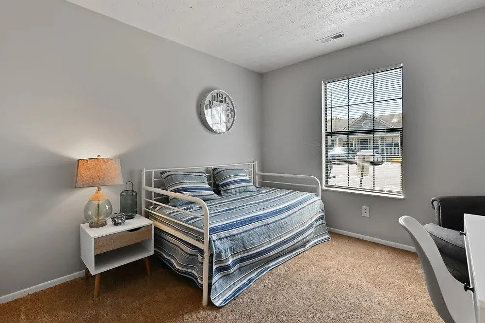 Oak Run Apartments — Photo 3