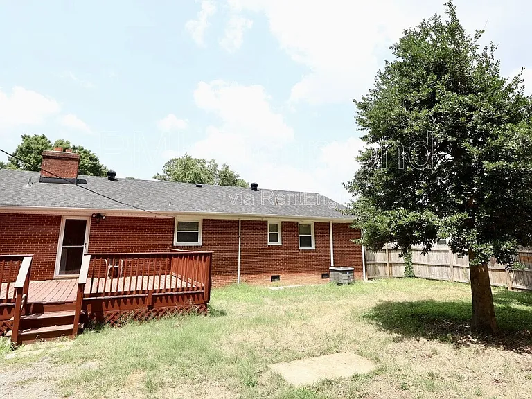 5601 Eunice Dr — Photo 26