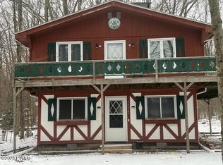 5114 Ash Dr, Pocono Summit, PA