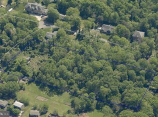 4214 Pine Ln, Alexandria, VA